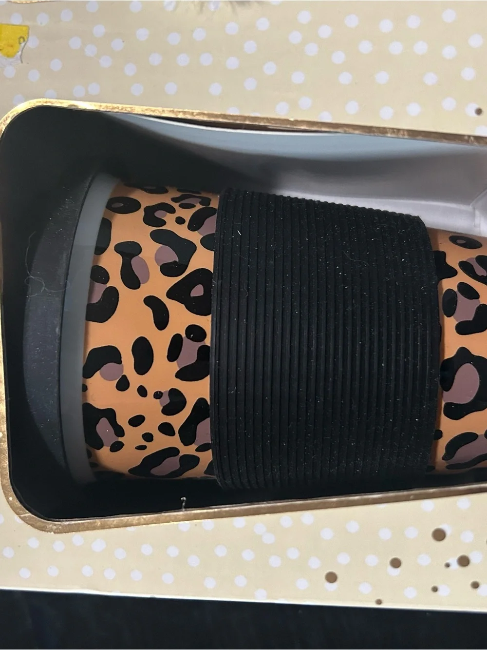 totes Leopard Print Mug & Cream Faux-Fur Flip mitts - glove’s